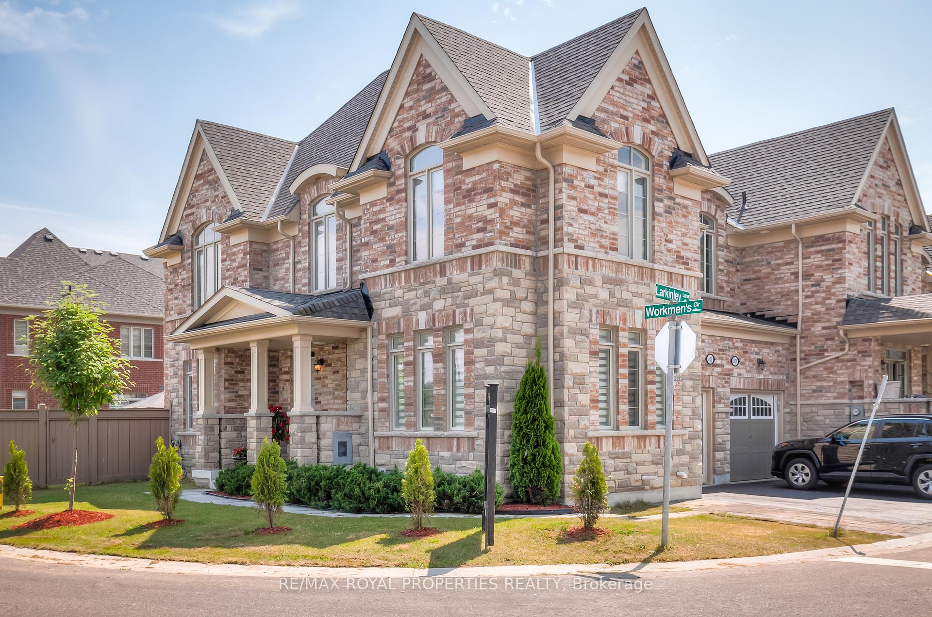 Photo 2 of 101 Larkinley Lane, Ajax, Northwest Ajax — HOMEH