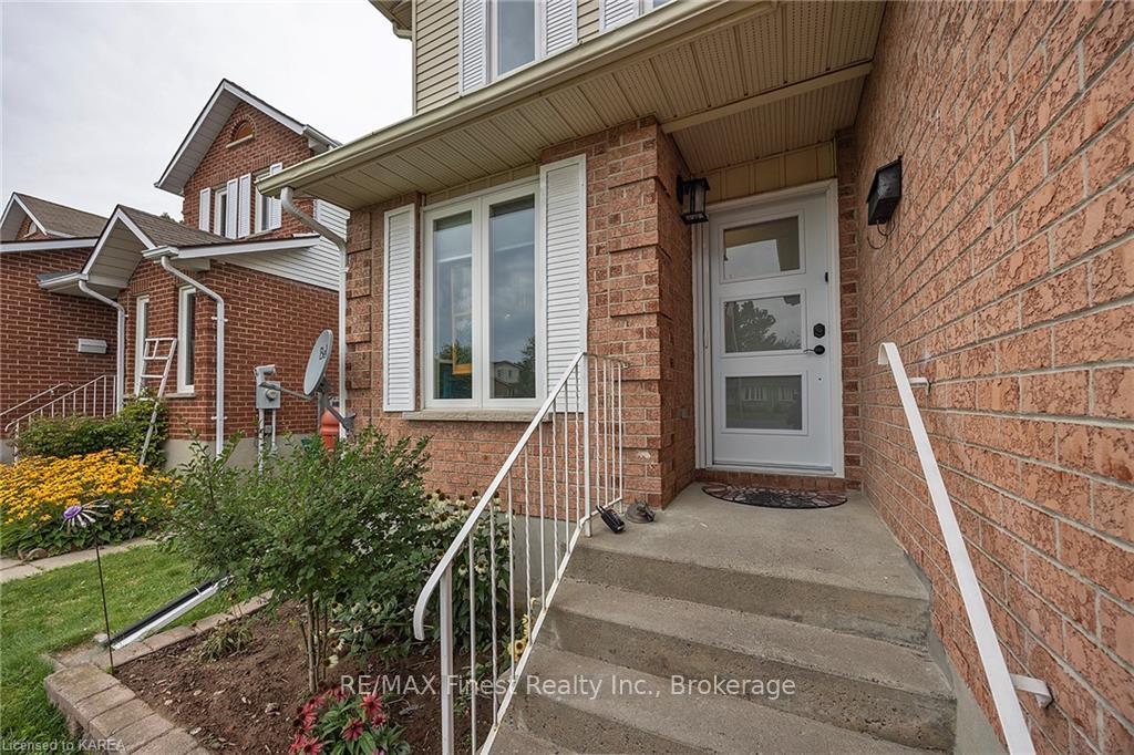 Front of 588 Whistler Terrace