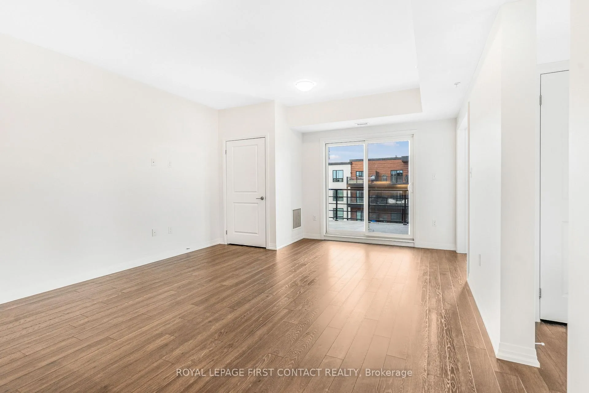Photo 4 of Unit 601, 300 Essa Road, Barrie, 400 West — HOMEH
