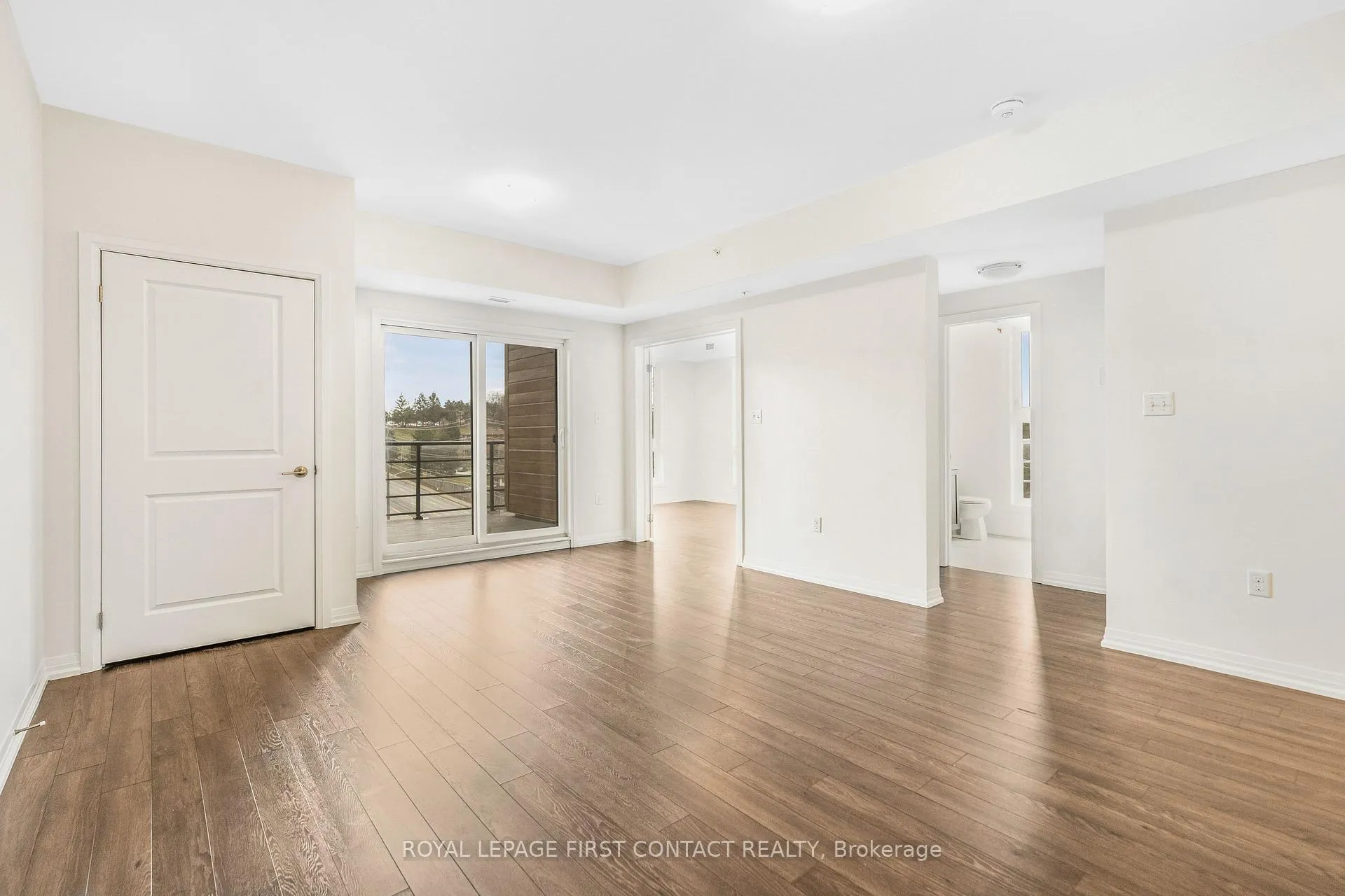 Photo 5 of Unit 601, 300 Essa Road, Barrie, 400 West — HOMEH