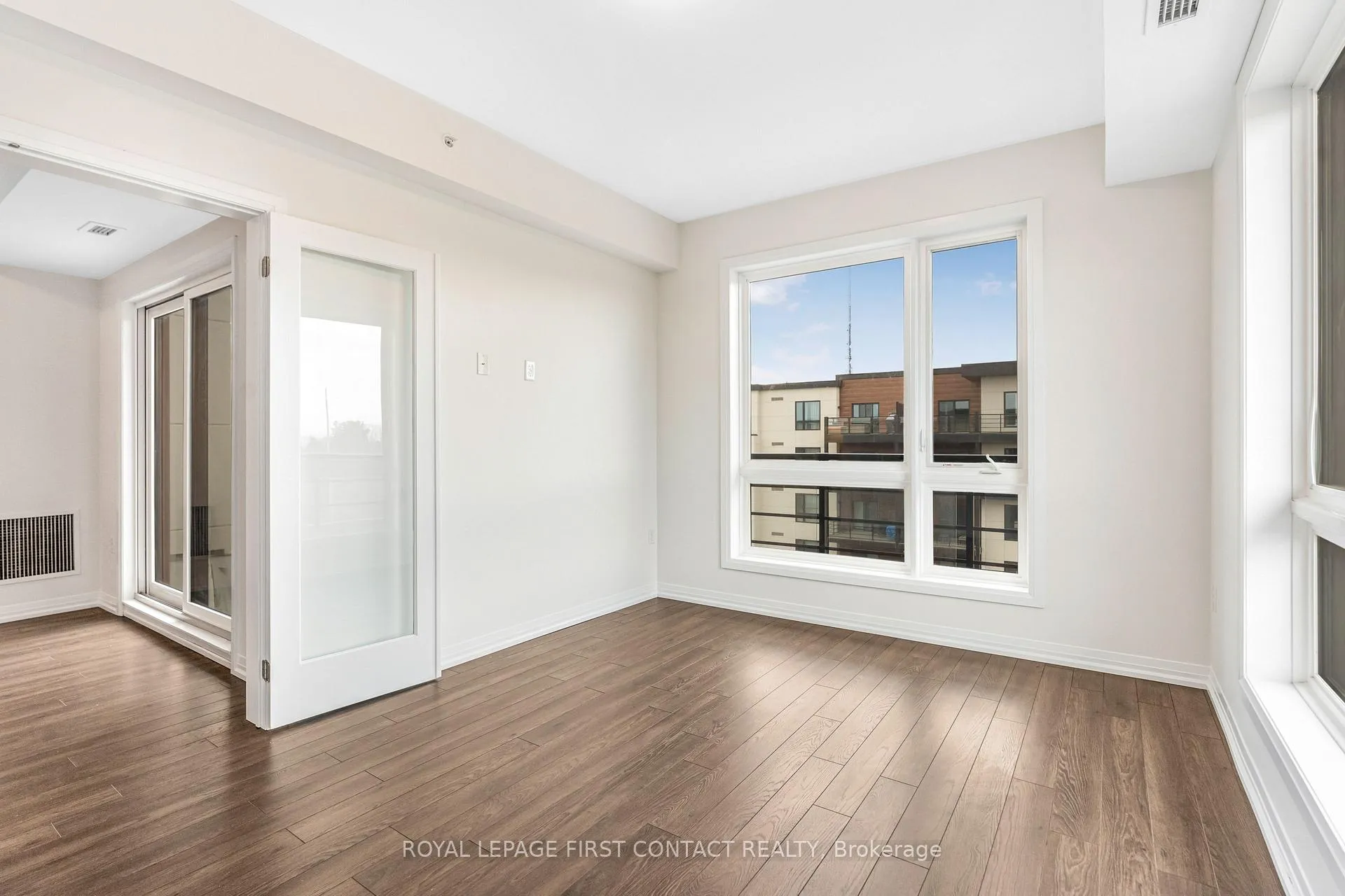 Photo 7 of Unit 601, 300 Essa Road, Barrie, 400 West — HOMEH