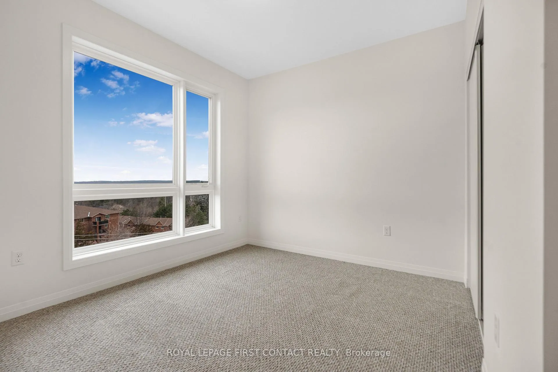 Photo 10 of Unit 601, 300 Essa Road, Barrie, 400 West — HOMEH