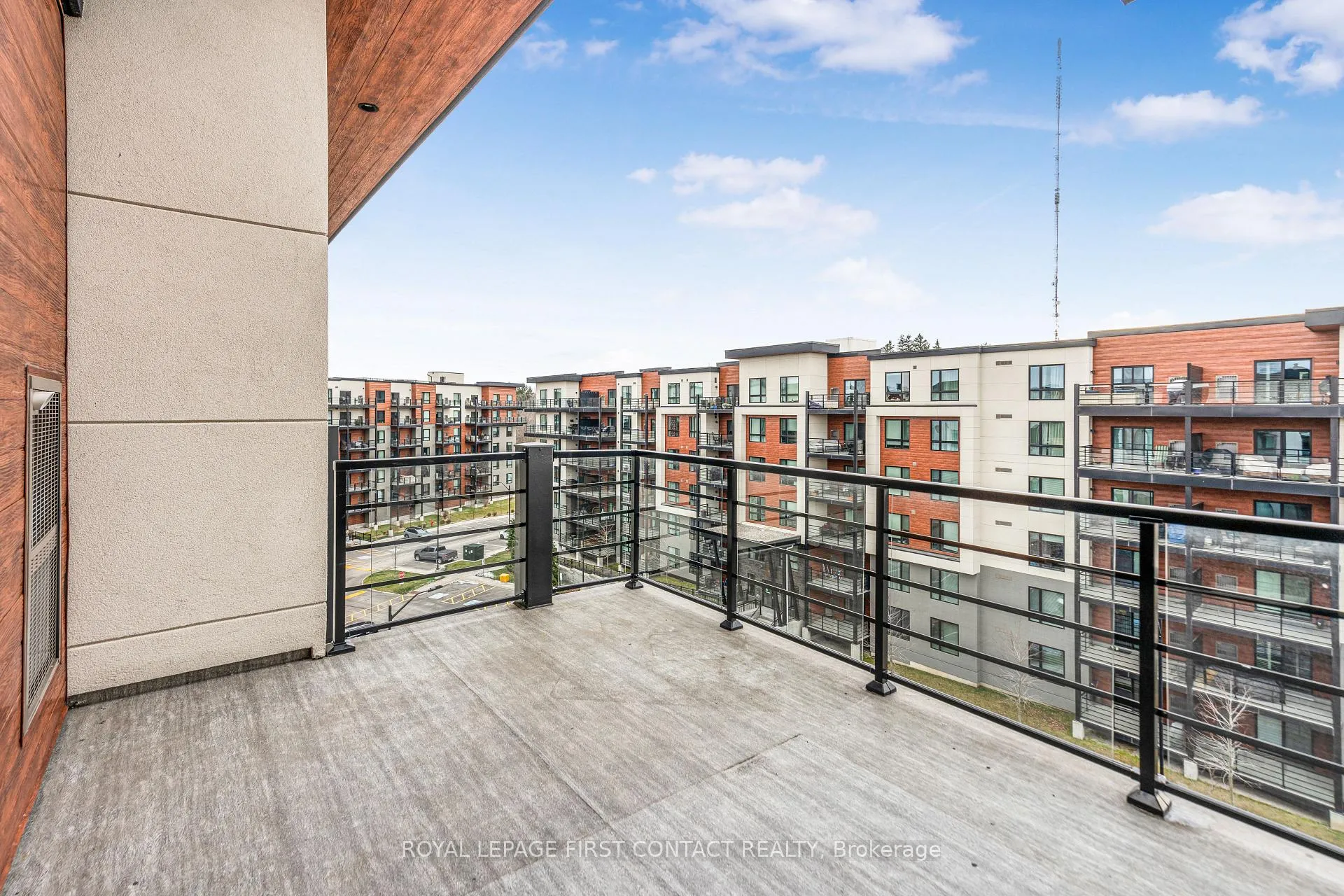 Photo 15 of Unit 601, 300 Essa Road, Barrie, 400 West — HOMEH