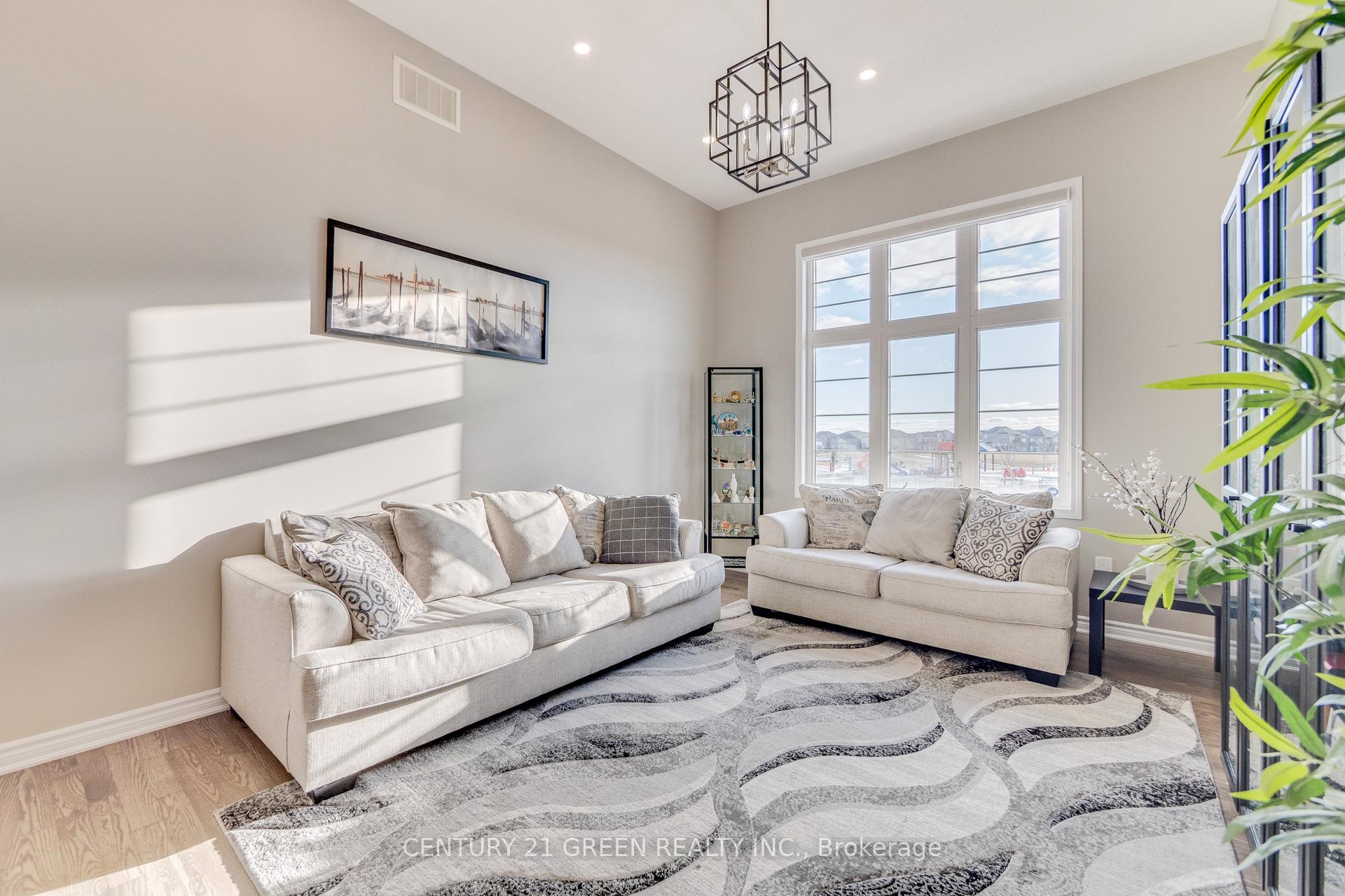 Photo 21 of 1373 Leger Way, Milton, Ford — HOMEH