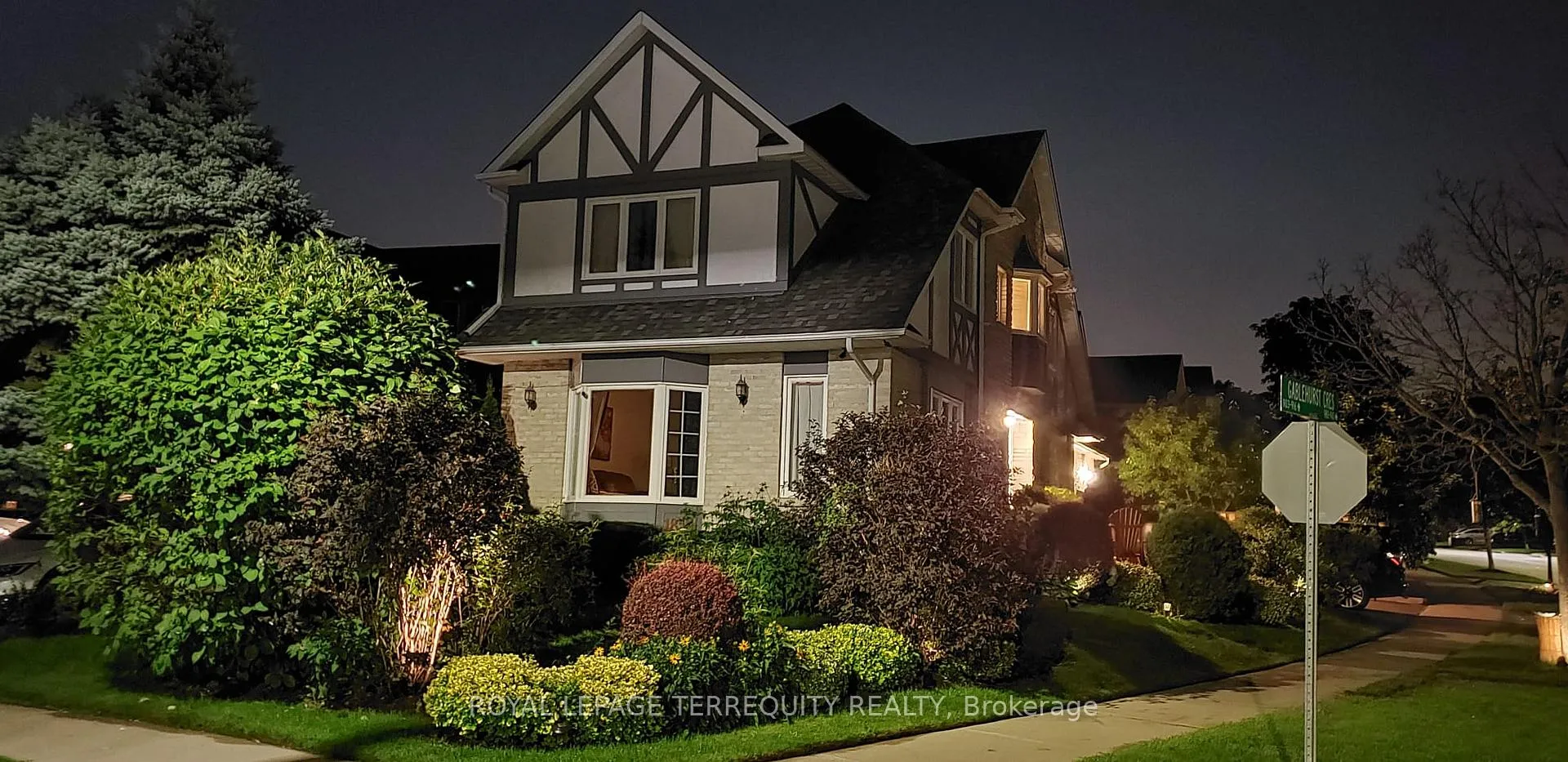 Photo 5 of 1854 Brookshire Square, Pickering, Liverpool — HOMEH