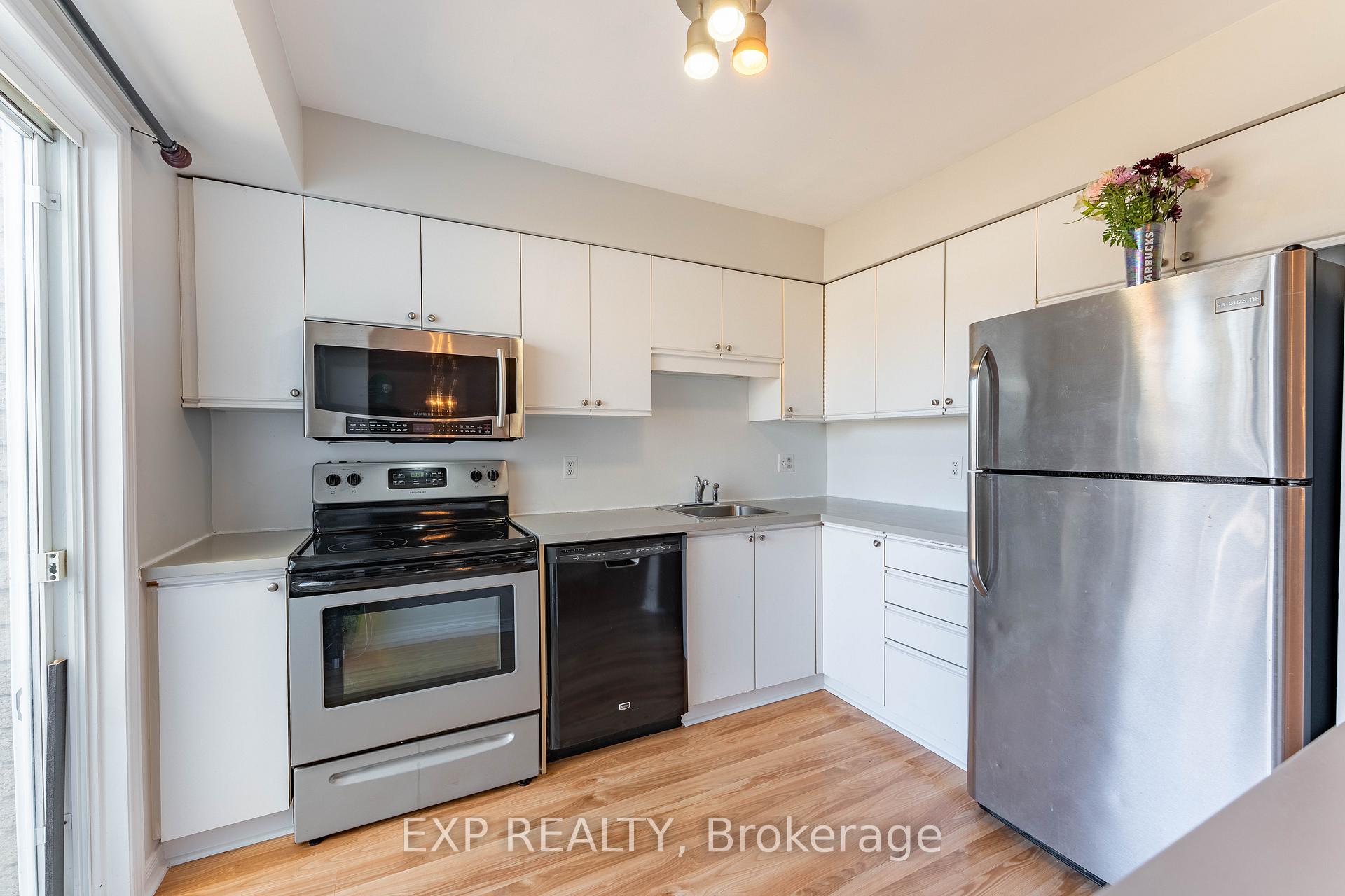Photo 29 of 321 Fairbrooke Court, Arnprior — HOMEH