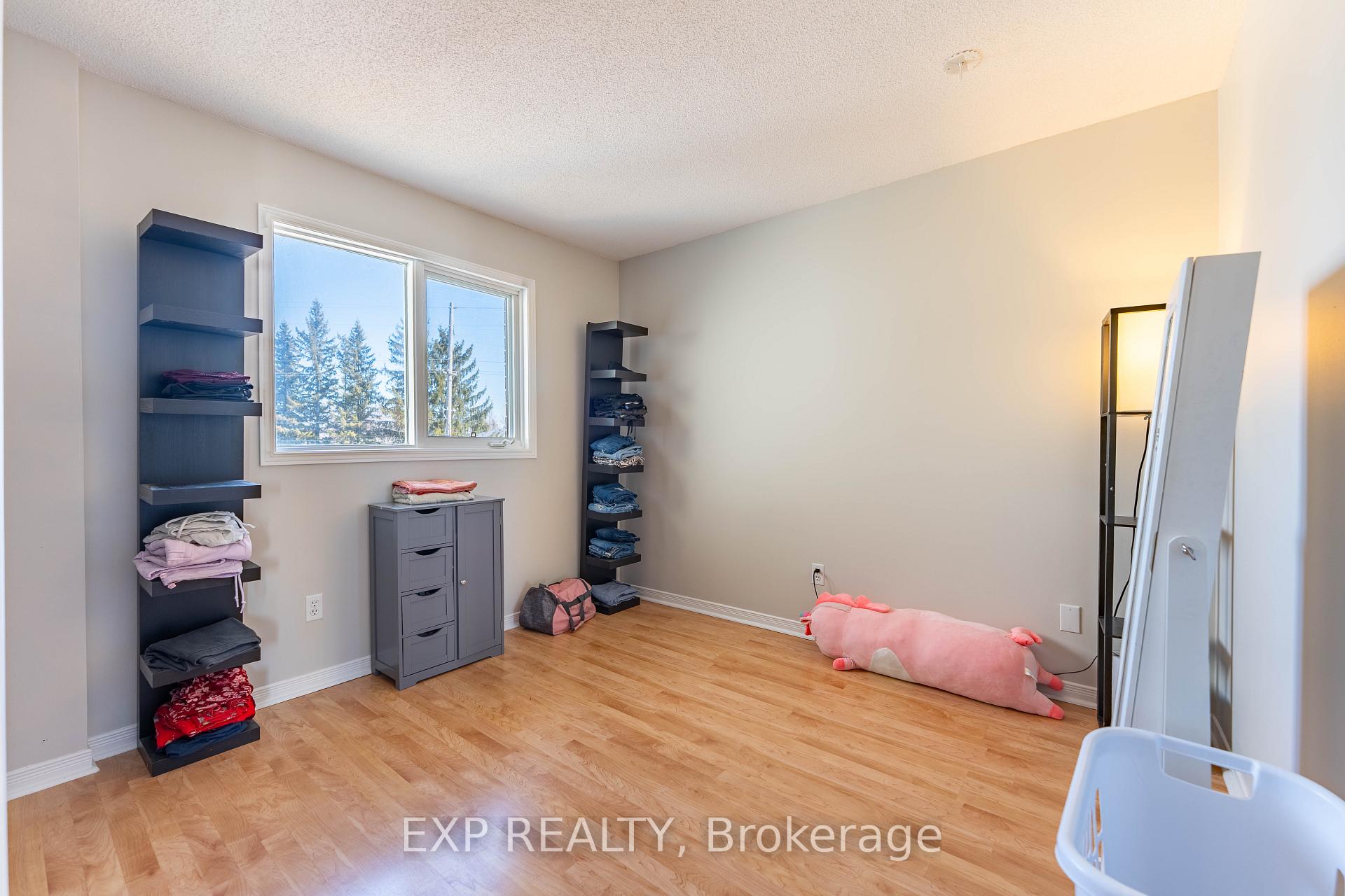 Photo 20 of 321 Fairbrooke Court, Arnprior — HOMEH