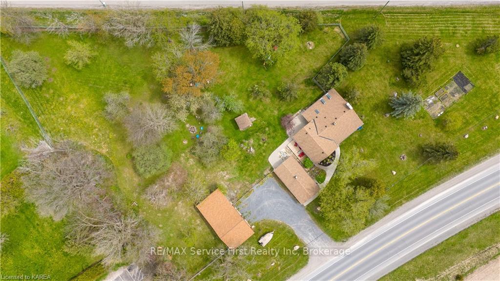 Photo 6 of 1658 Battersea Road, Kingston, City North of 401 — HOMEH