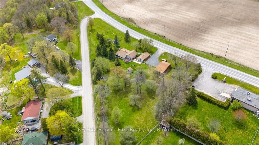 Photo 12 of 1658 Battersea Road, Kingston, City North of 401 — HOMEH