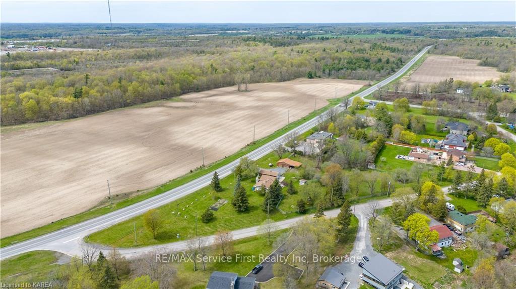 Photo 13 of 1658 Battersea Road, Kingston, City North of 401 — HOMEH