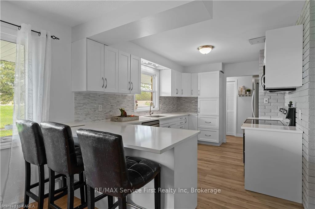 Photo 19 of 1658 Battersea Road, Kingston, City North of 401 — HOMEH