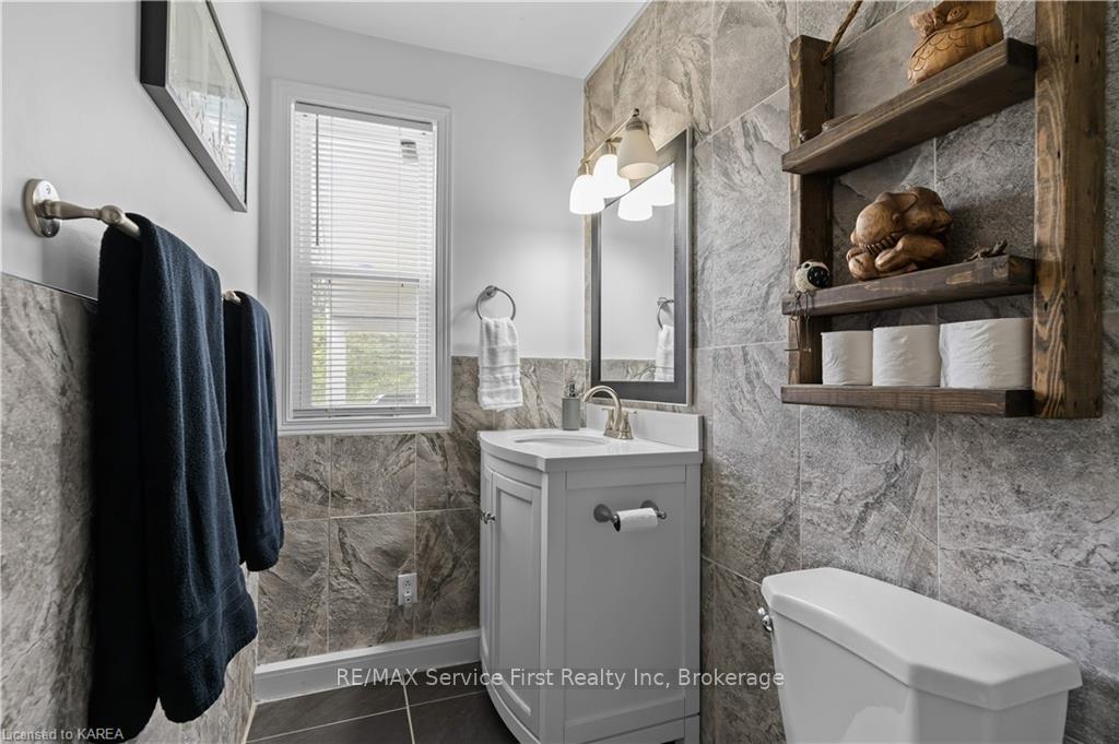 Photo 39 of 1658 Battersea Road, Kingston, City North of 401 — HOMEH
