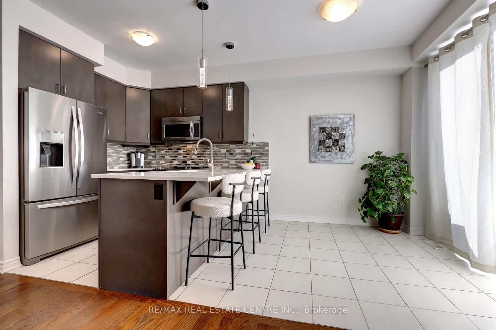 Photo 18 of 1500 Farmstead Drive, Milton, Ford — HOMEH
