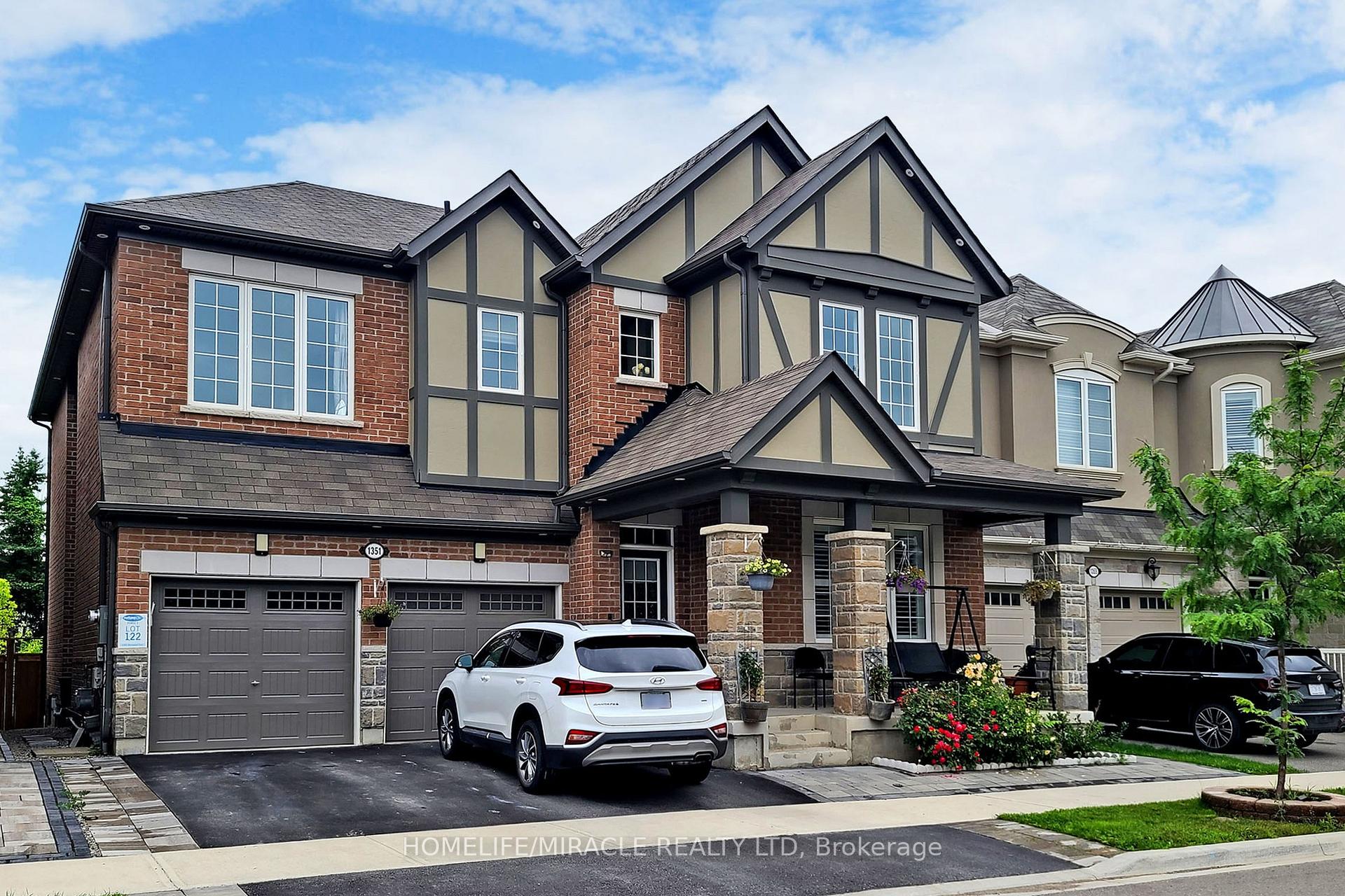 Front of Unit Bsmnt, 1351 Basswood Crescent