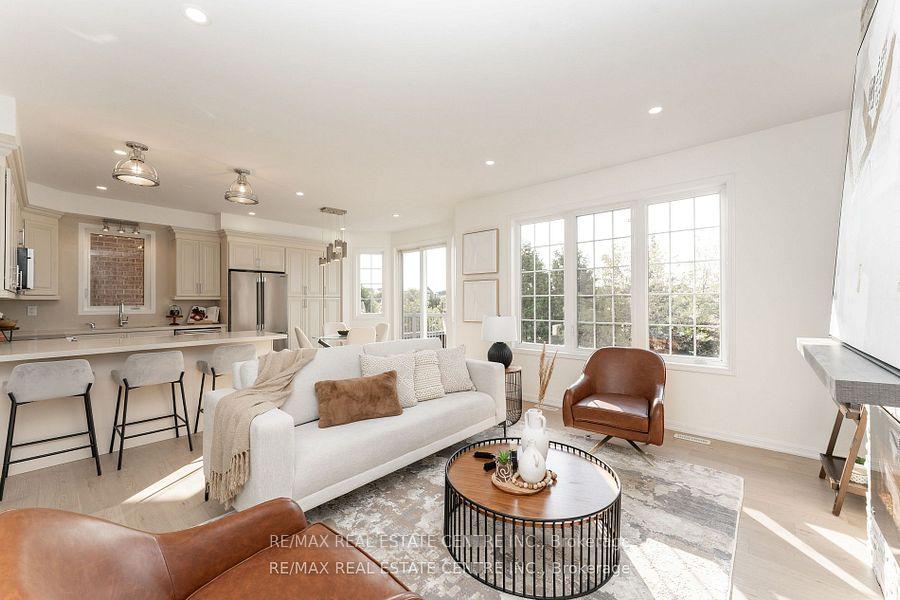 Photo 8 of 648 Snider Terrace, Milton, Coates — HOMEH
