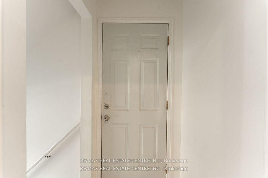 Photo 27 of 648 Snider Terrace, Milton, Coates — HOMEH