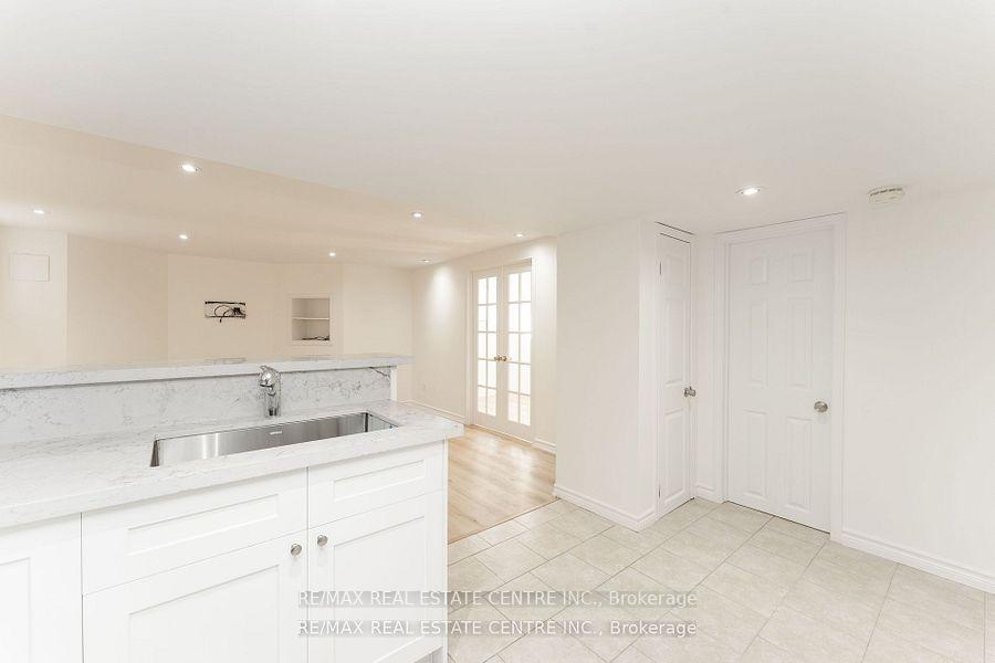 Photo 32 of 648 Snider Terrace, Milton, Coates — HOMEH