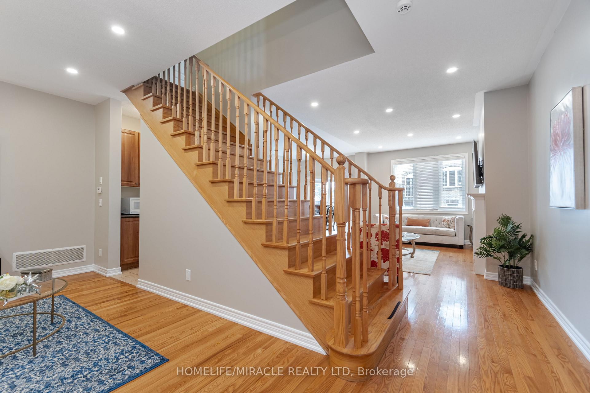 Photo 14 of 815 Miltonbrook Crescent, Milton, Willmott — HOMEH