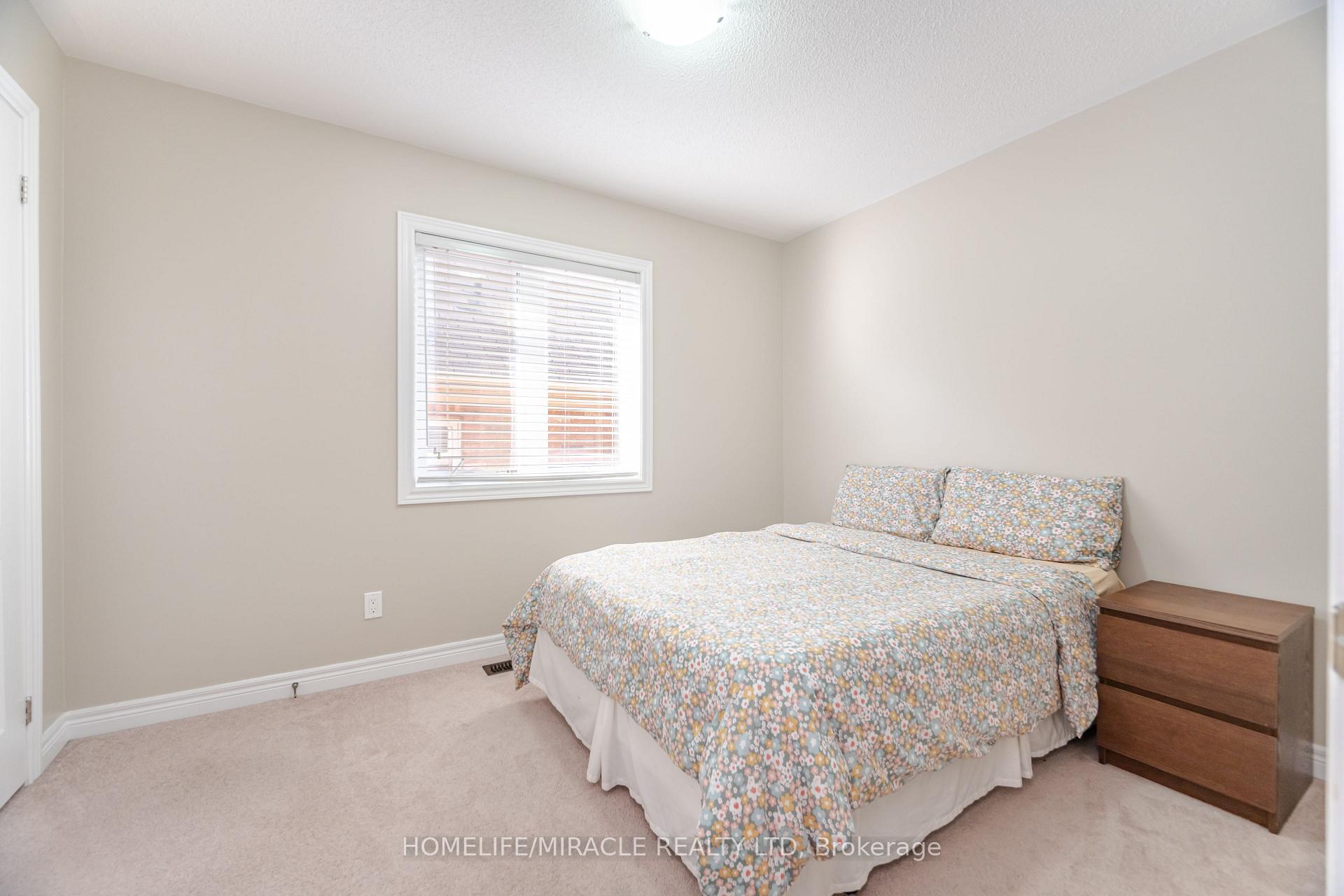 Photo 21 of 815 Miltonbrook Crescent, Milton, Willmott — HOMEH