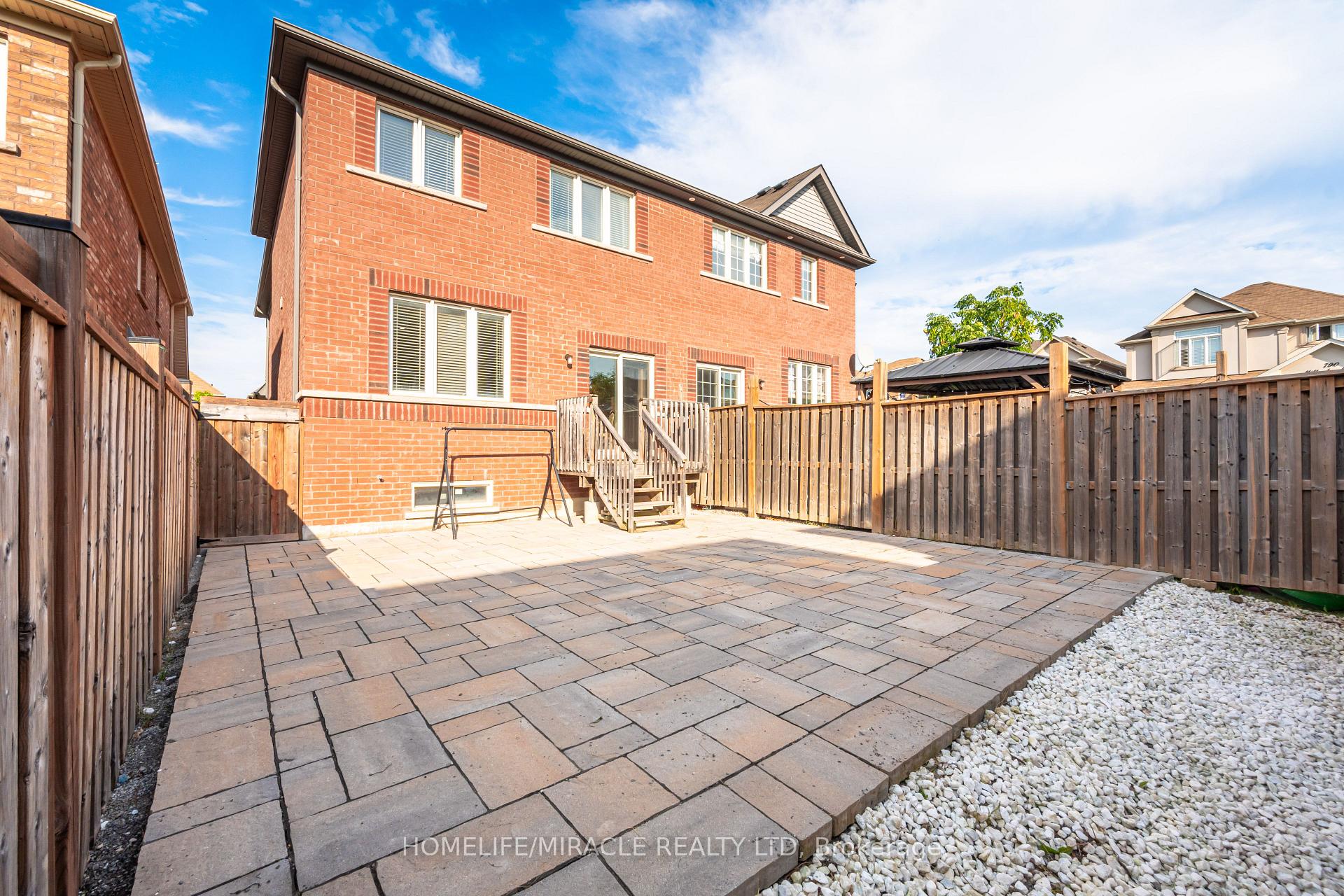 Photo 25 of 815 Miltonbrook Crescent, Milton, Willmott — HOMEH