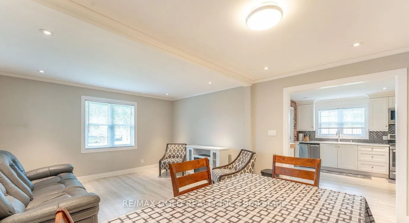 Photo 14 of 15 Shelley Avenue, St. Catharines, Port Dalhousie — HOMEH