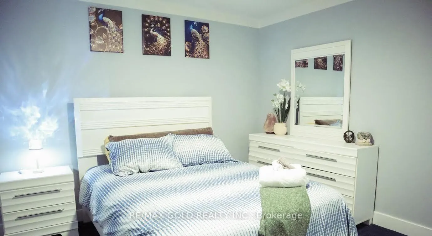 Photo 17 of 15 Shelley Avenue, St. Catharines, Port Dalhousie — HOMEH
