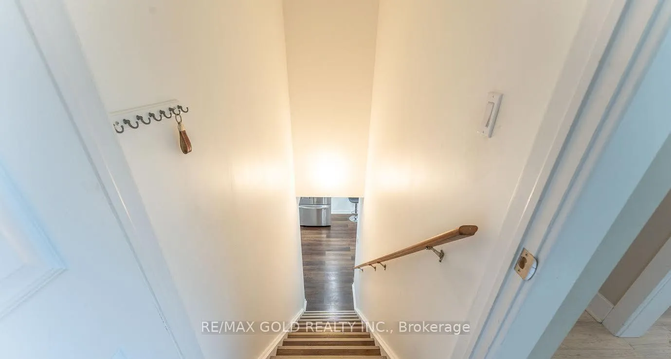 Photo 20 of 15 Shelley Avenue, St. Catharines, Port Dalhousie — HOMEH