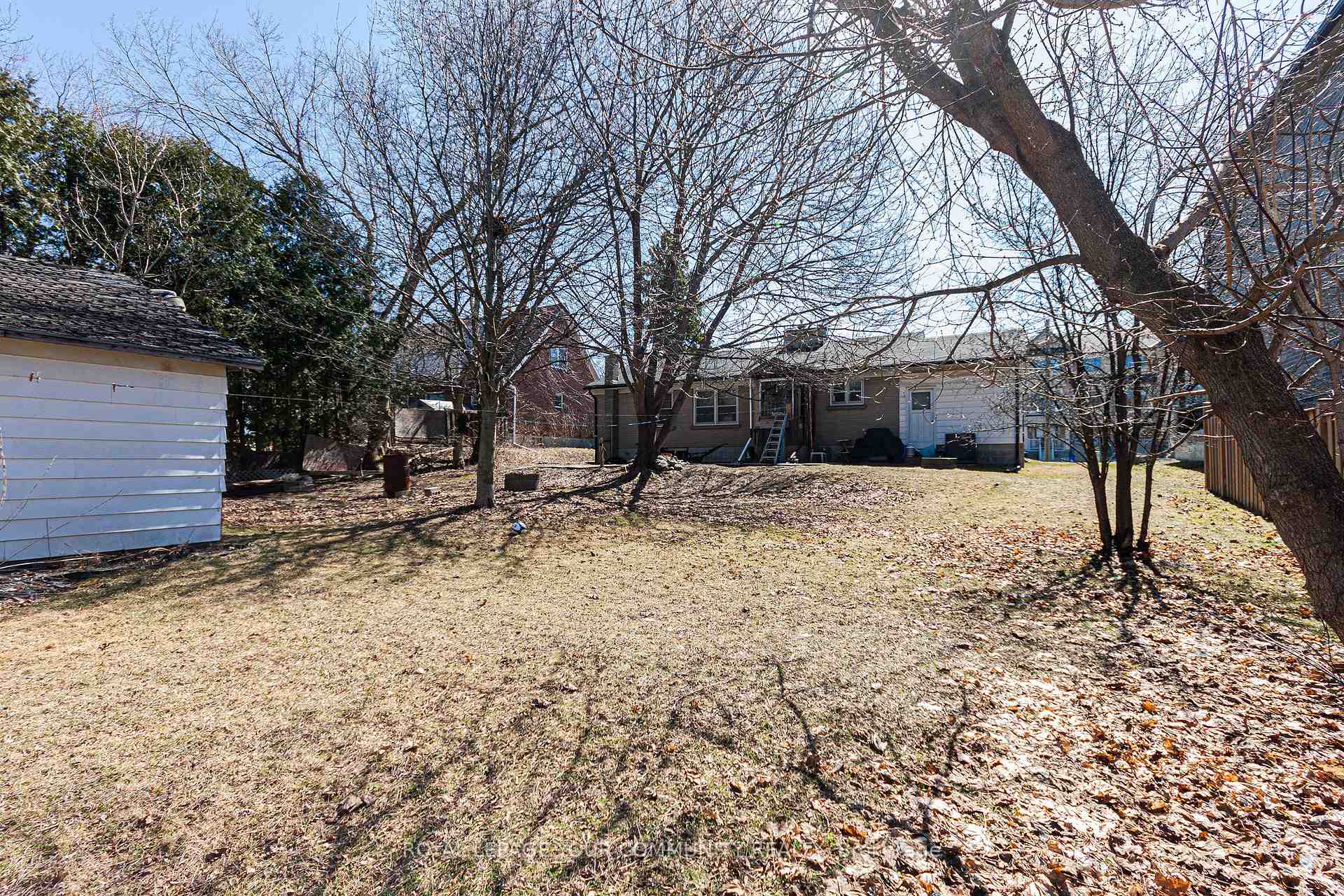 Photo 7 of 8 Grayson Road, Ajax, Central — HOMEH