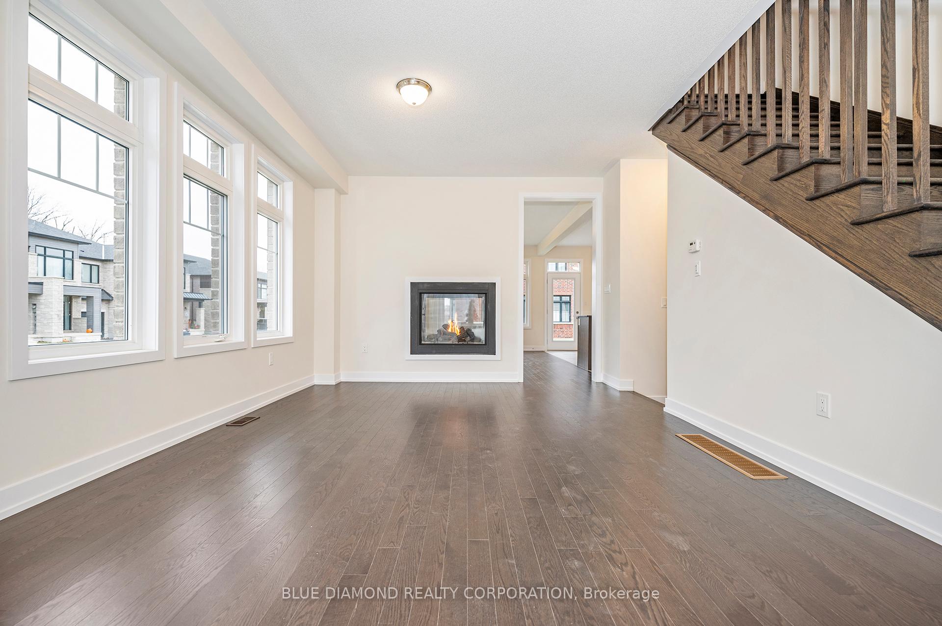 Photo 6 of 605 Fullum Landing, Milton, Cobban — HOMEH