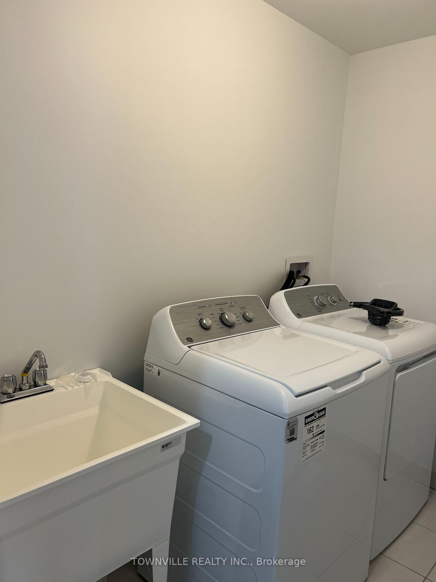 Photo 22 of 36 Lincoln Drive, Belleville, Belleville Ward — HOMEH