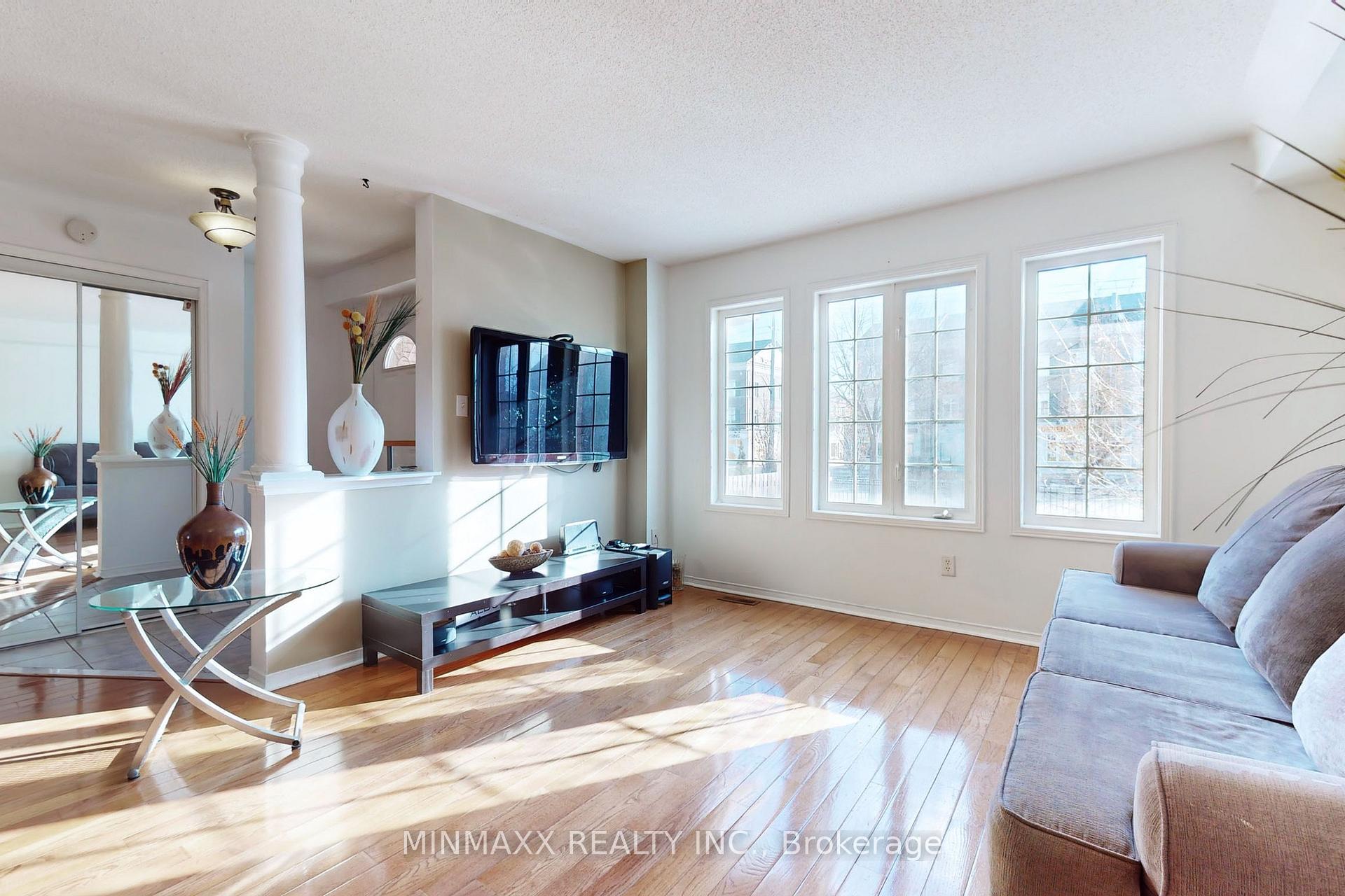 Photo 4 of 1246 Mowat Lane, Milton, Dempsey — HOMEH