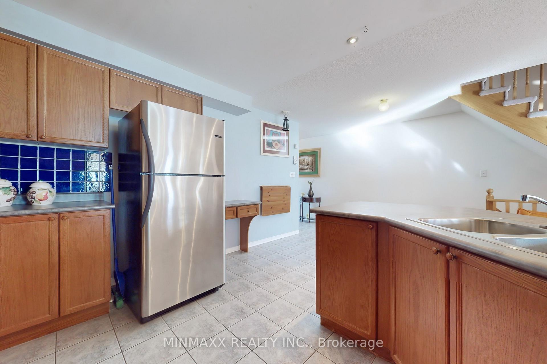 Photo 15 of 1246 Mowat Lane, Milton, Dempsey — HOMEH