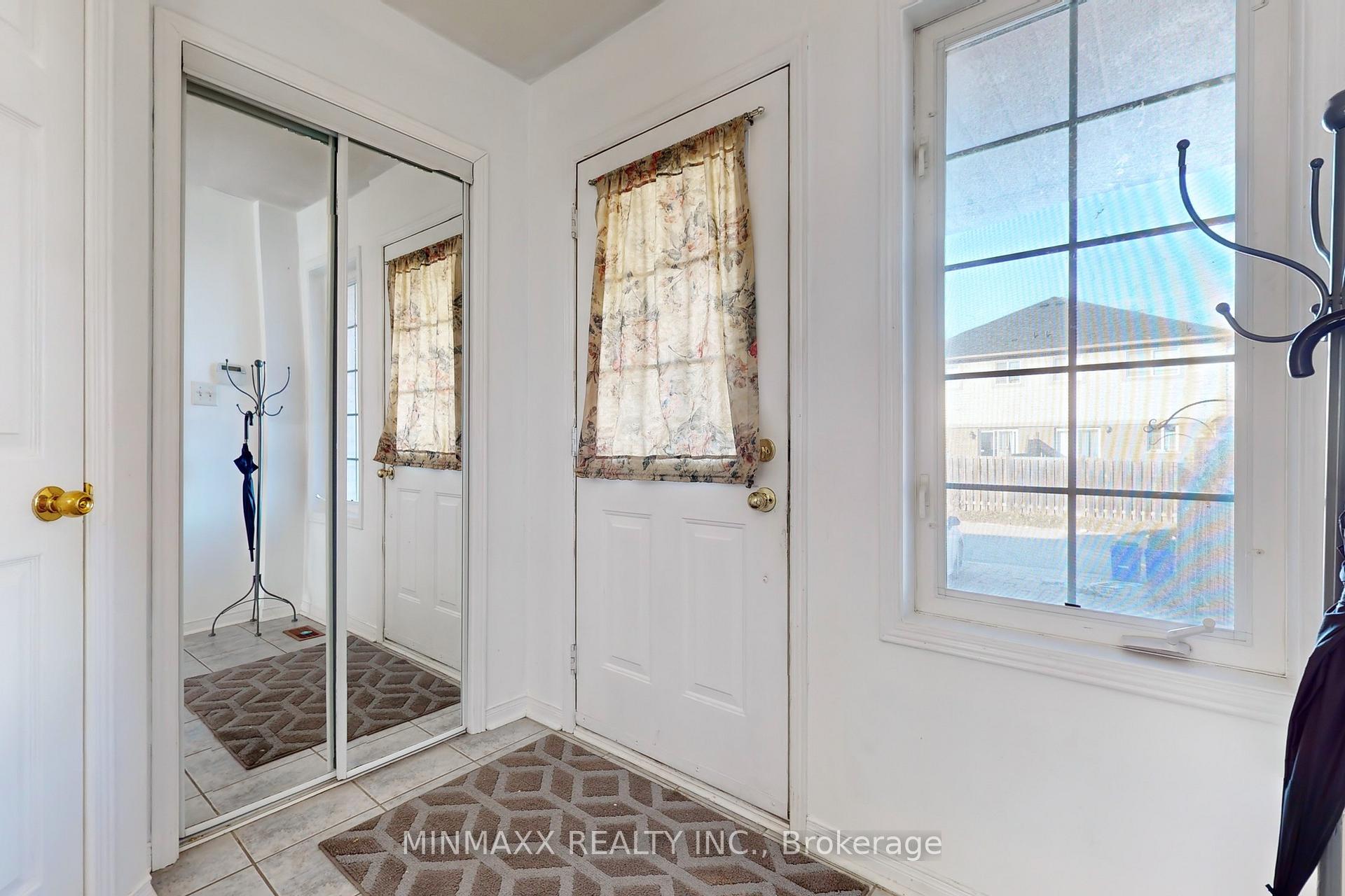 Photo 19 of 1246 Mowat Lane, Milton, Dempsey — HOMEH