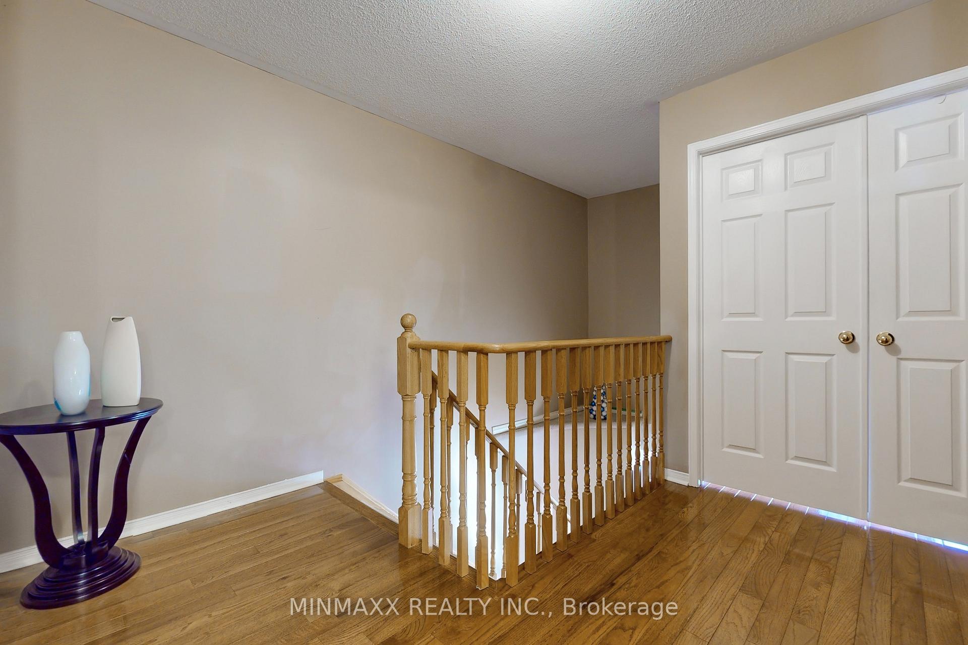 Photo 21 of 1246 Mowat Lane, Milton, Dempsey — HOMEH