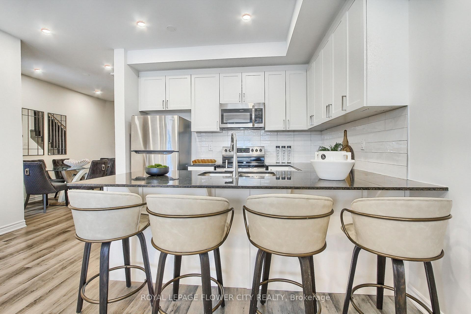 Photo 7 of 1565 Moira Crescent, Milton, Bowes — HOMEH