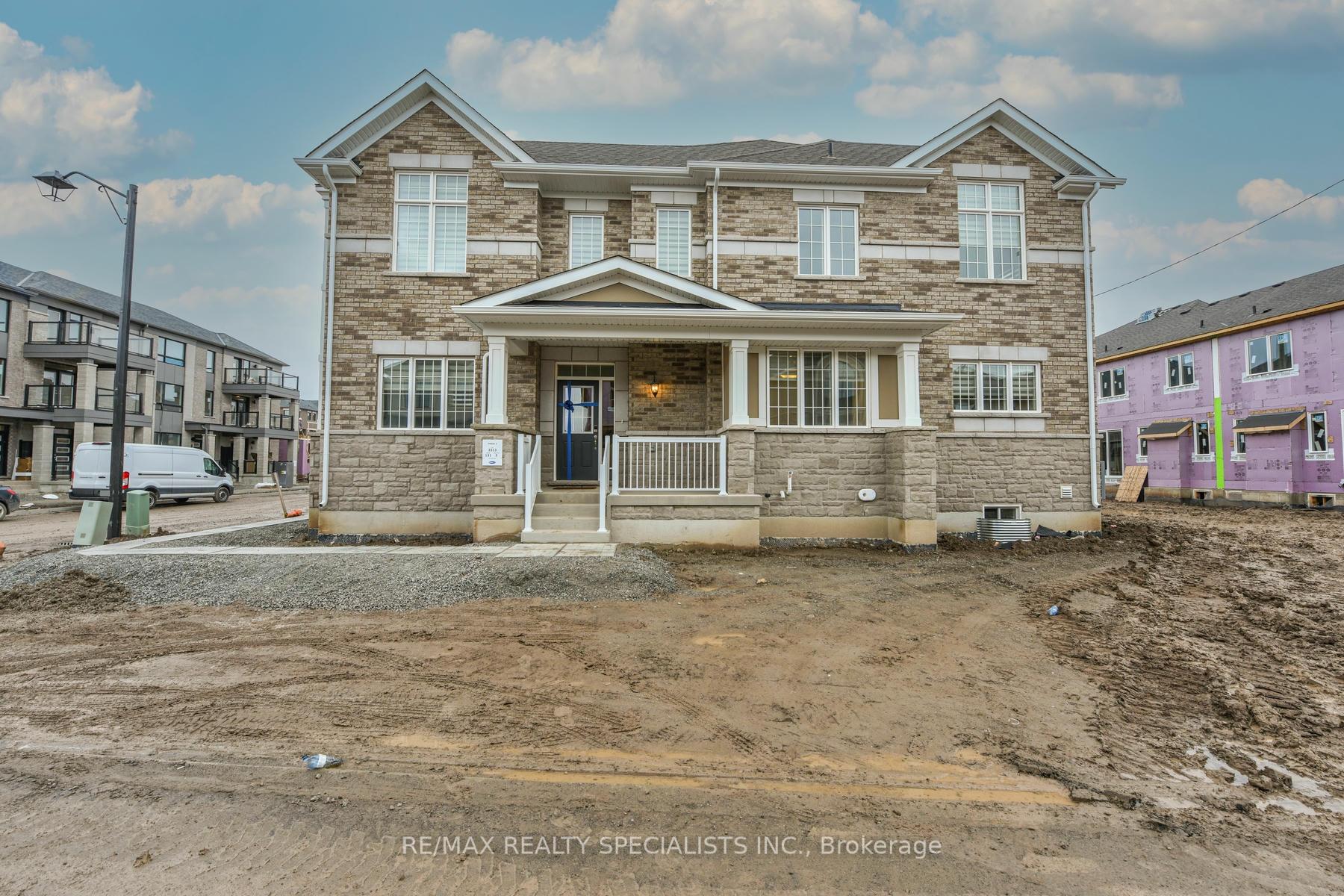 Front of 310 Calla Point