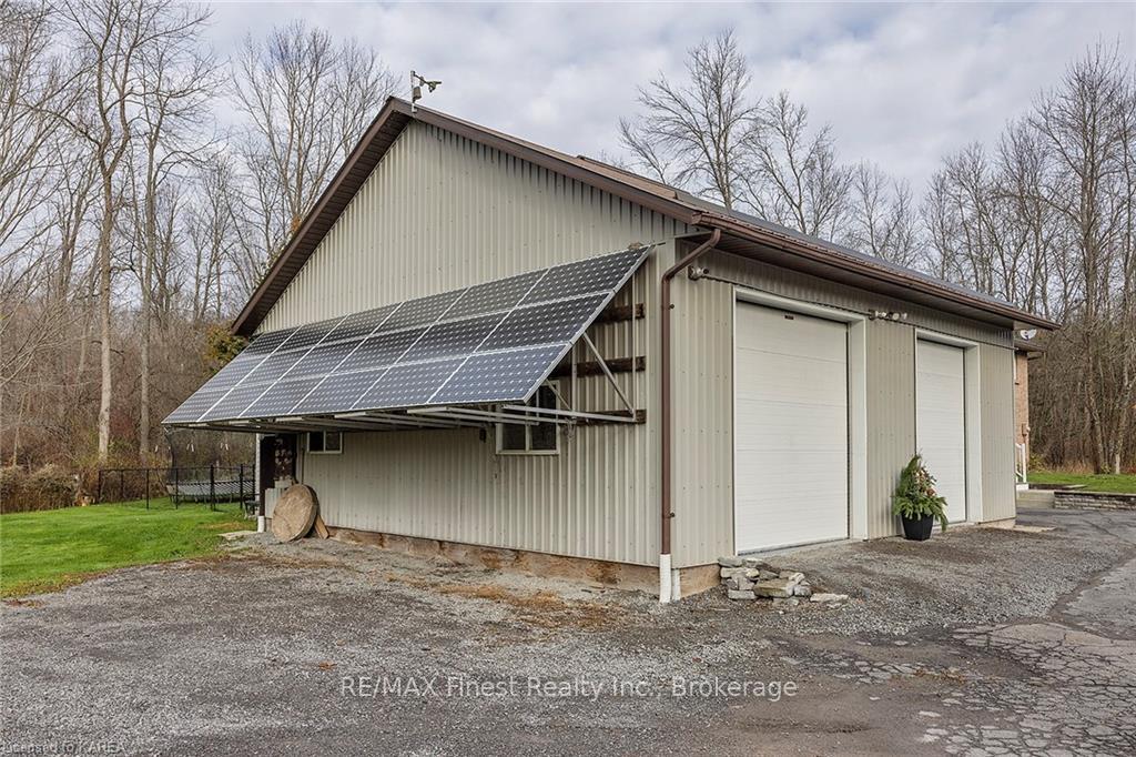 Photo 2 of 5048 Highway 15, Kingston, City North of 401 — HOMEH
