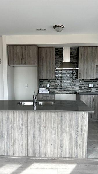 Photo 14 of 1560 Moonseed Place, Milton, Cobban — HOMEH