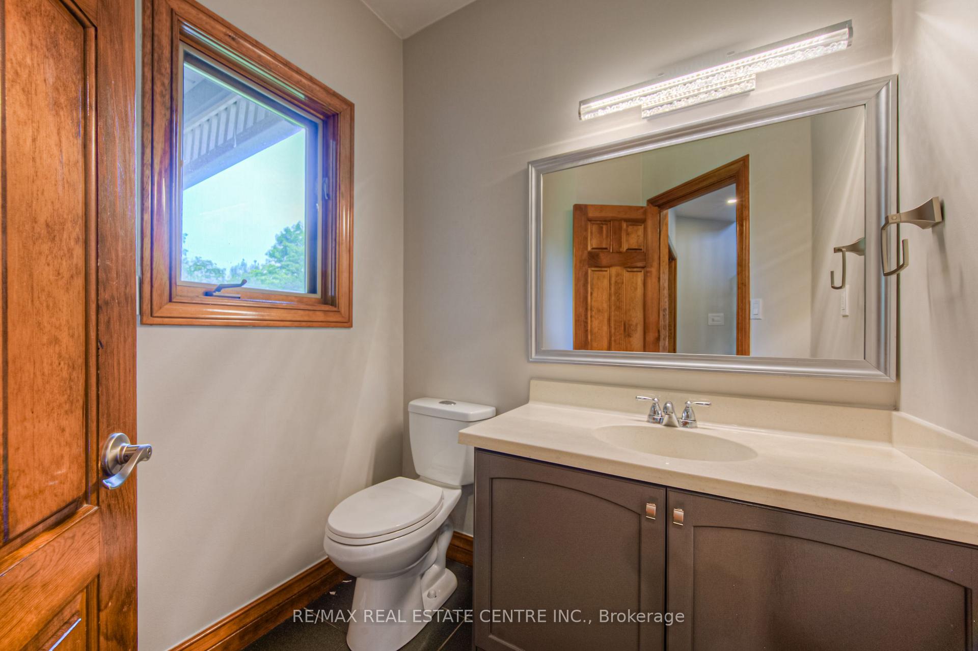 Photo 14 of 13215 Guelph Line, Milton, Rural Milton West — HOMEH