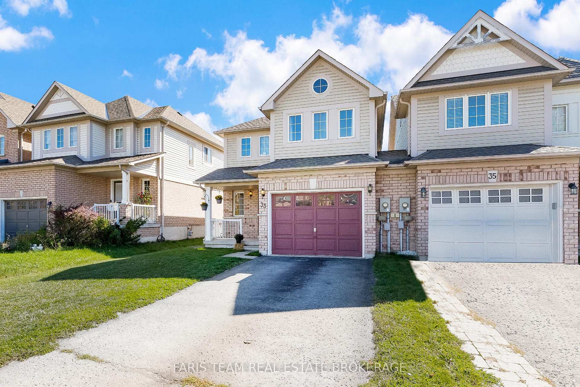 Photo 2 of 33 Bird Street, Barrie, Edgehill Drive — HOMEH