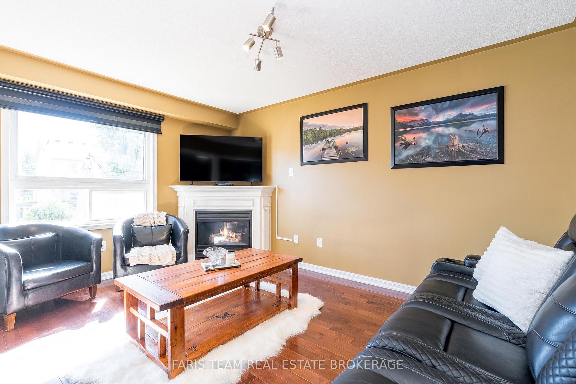 Photo 27 of 33 Bird Street, Barrie, Edgehill Drive — HOMEH