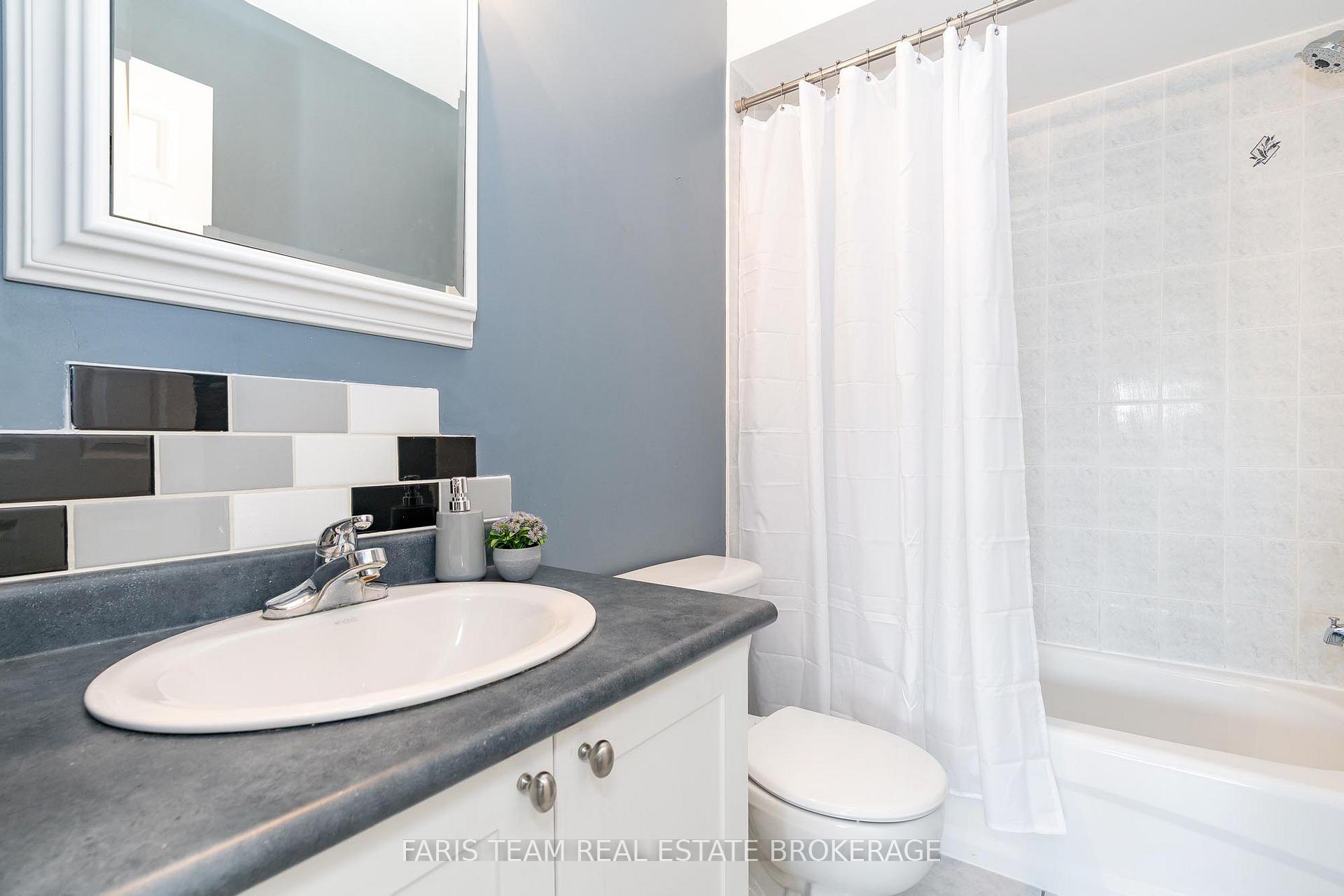 Photo 13 of 33 Bird Street, Barrie, Edgehill Drive — HOMEH