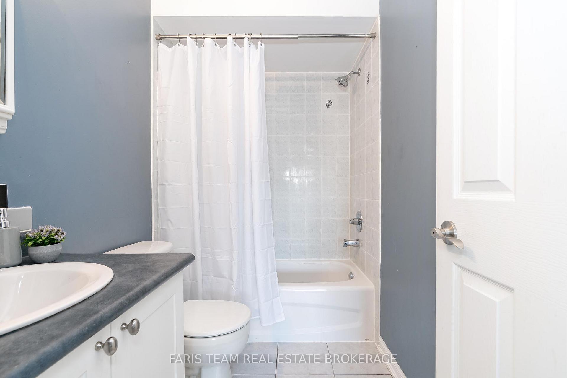 Photo 18 of 33 Bird Street, Barrie, Edgehill Drive — HOMEH