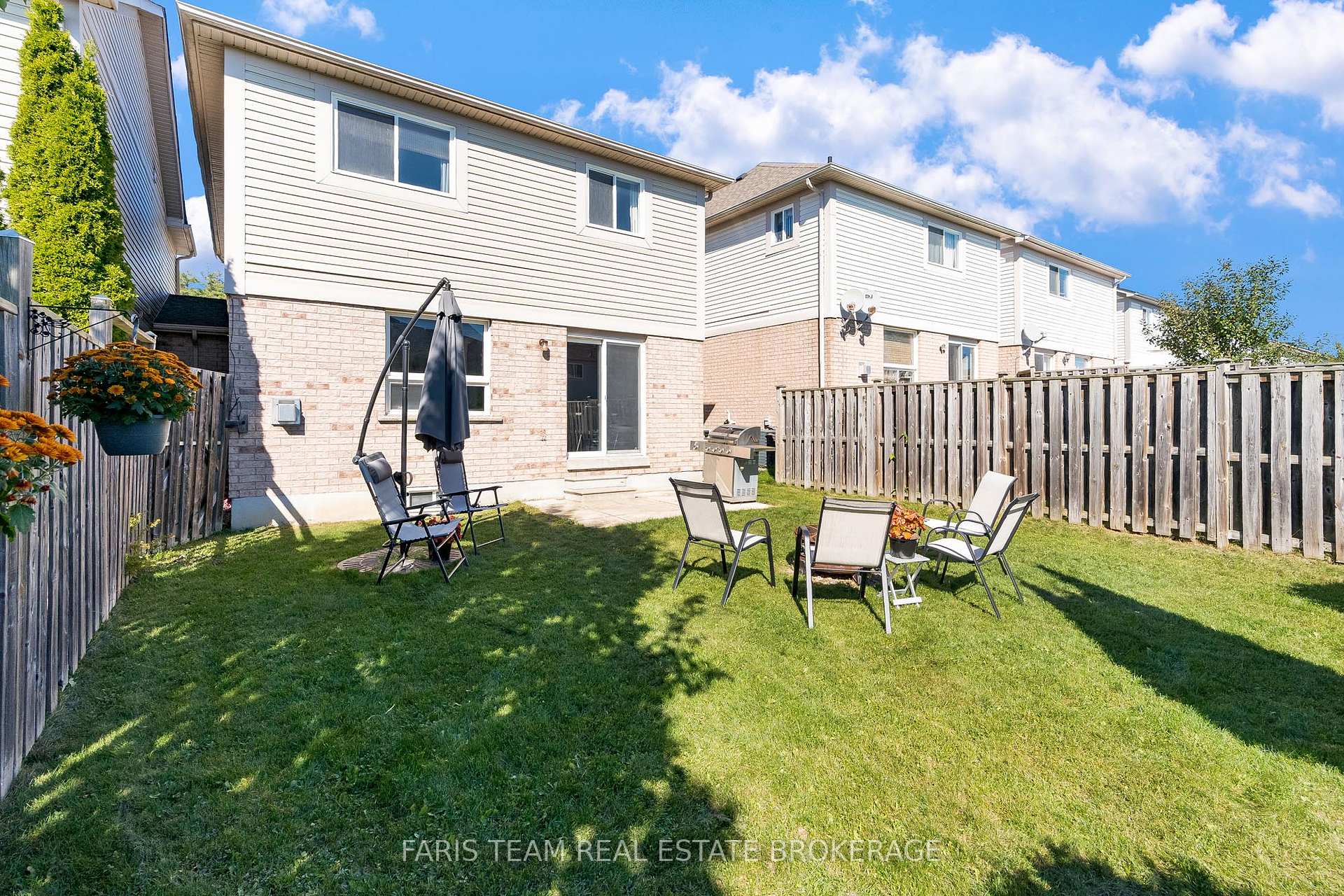 Photo 26 of 33 Bird Street, Barrie, Edgehill Drive — HOMEH