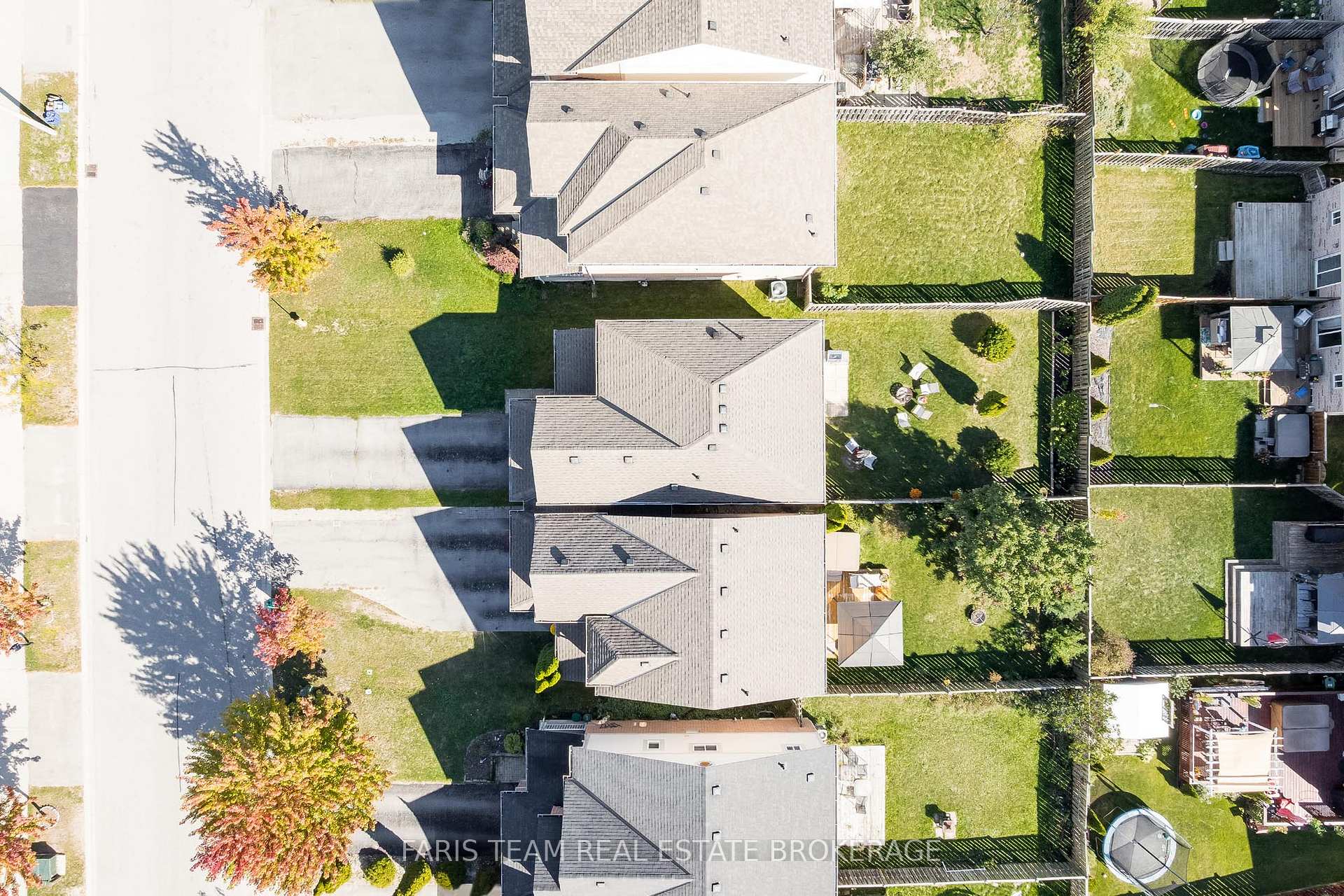 Photo 24 of 33 Bird Street, Barrie, Edgehill Drive — HOMEH