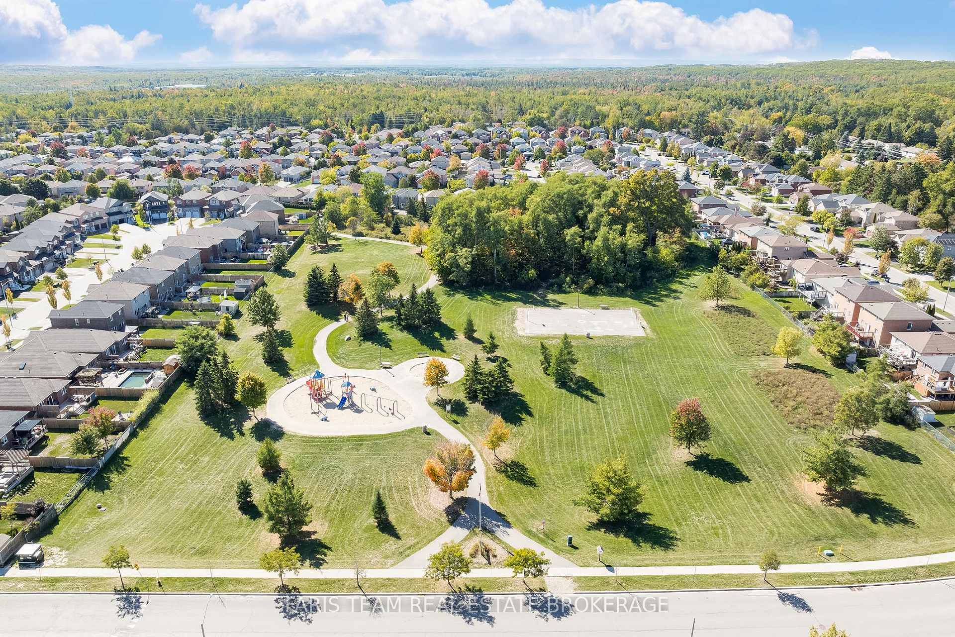 Photo 30 of 33 Bird Street, Barrie, Edgehill Drive — HOMEH