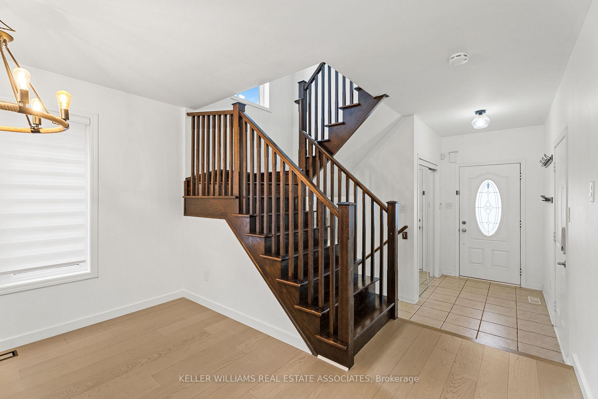 Photo 15 of 961 Mctrach Crescent, Milton, Harrison — HOMEH