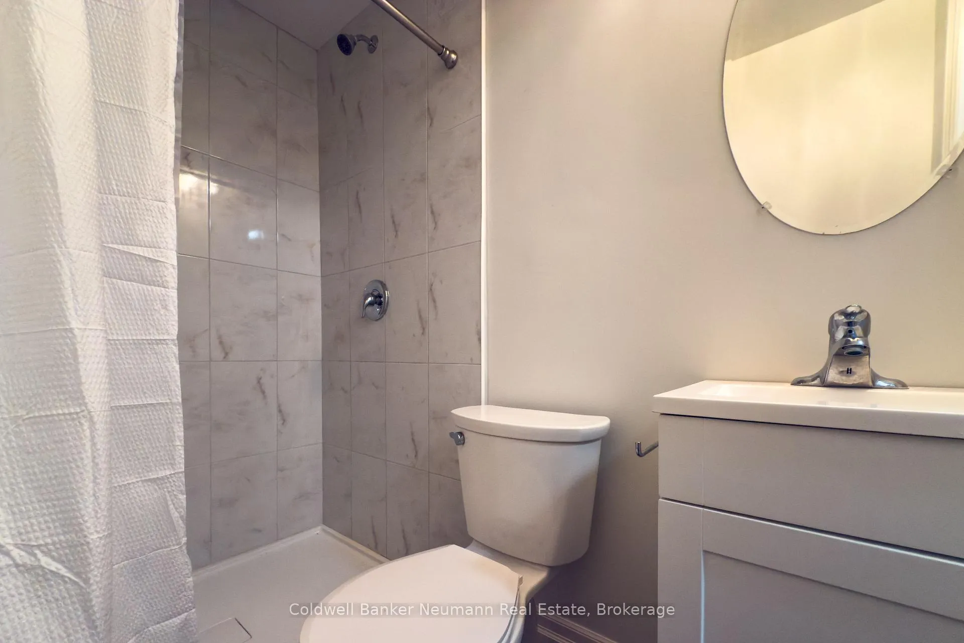 Photo 2 of Unit LOWER, 14 McElderry Road, Guelph, Kortright West — HOMEH