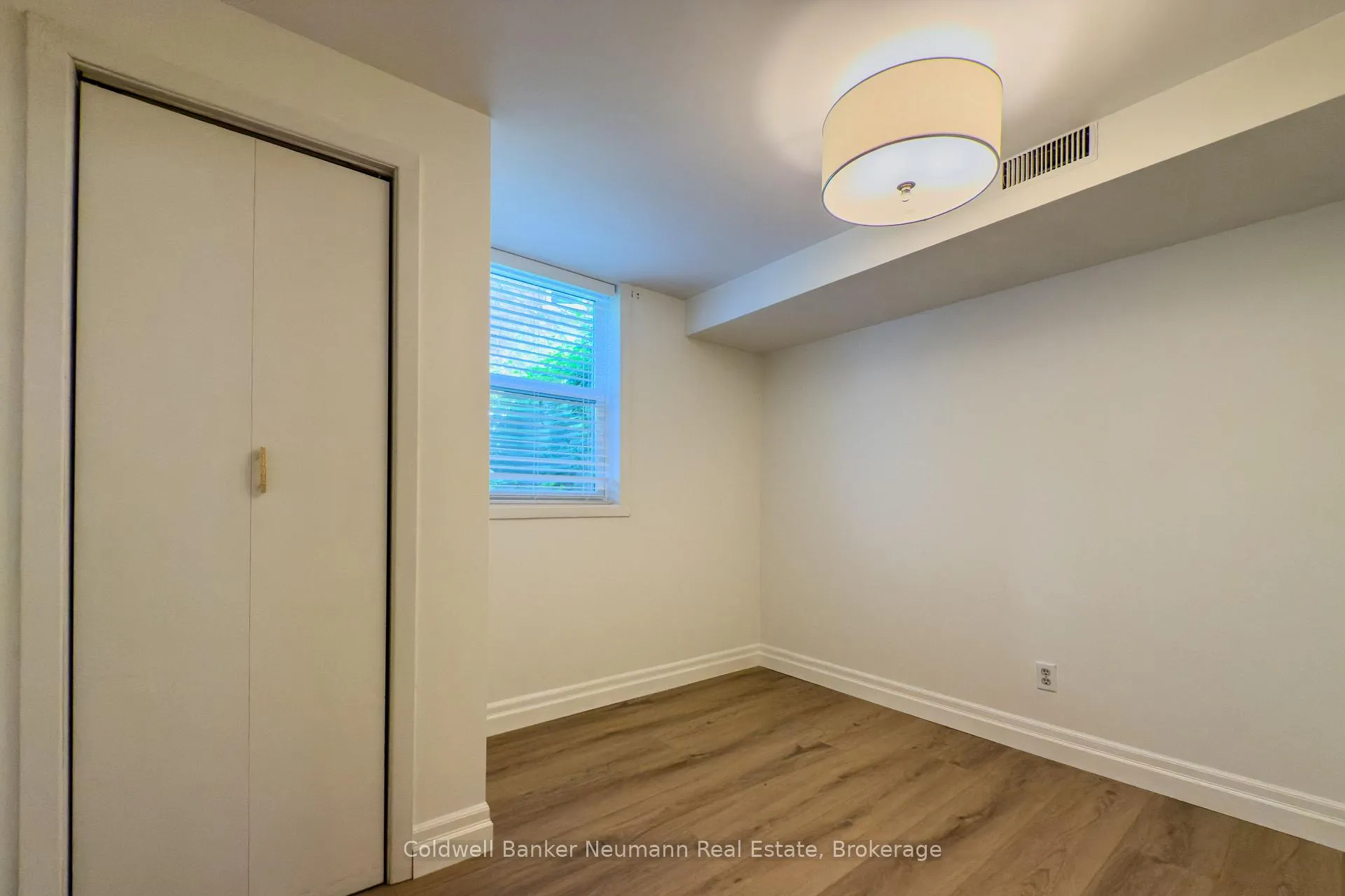 Photo 3 of Unit LOWER, 14 McElderry Road, Guelph, Kortright West — HOMEH