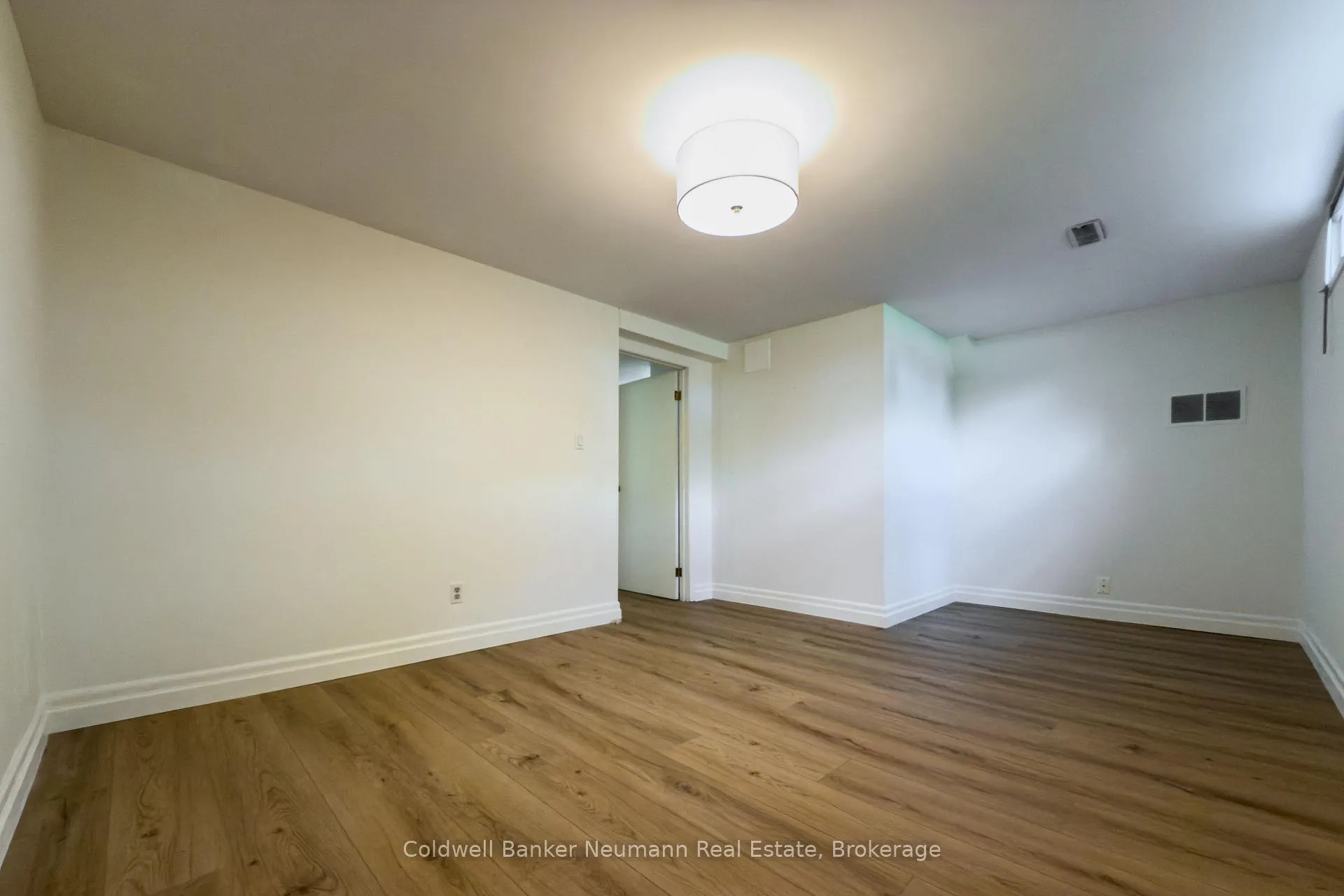 Photo 5 of Unit LOWER, 14 McElderry Road, Guelph, Kortright West — HOMEH